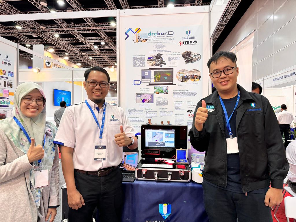 Prof. Madya Ts. Dr. Muhammad Aizzat hasilkan robotik canggih beri manfaat dalam bidang TVET